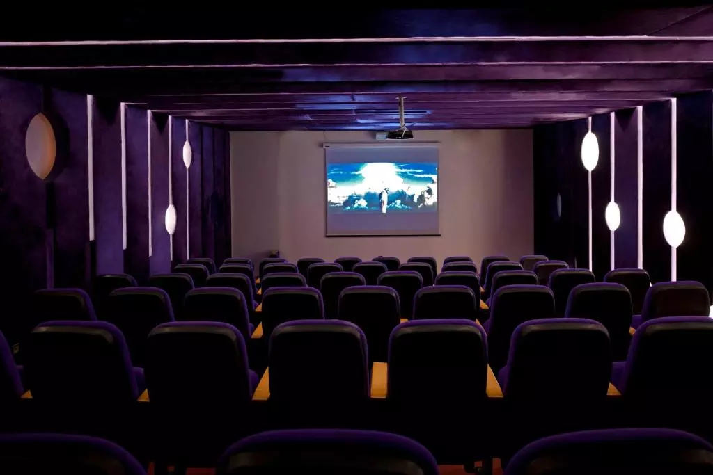 سینما DELPHIN IMPERIAL