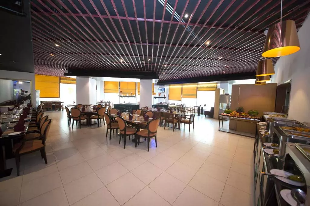 غذا خوری City Seasons Suites