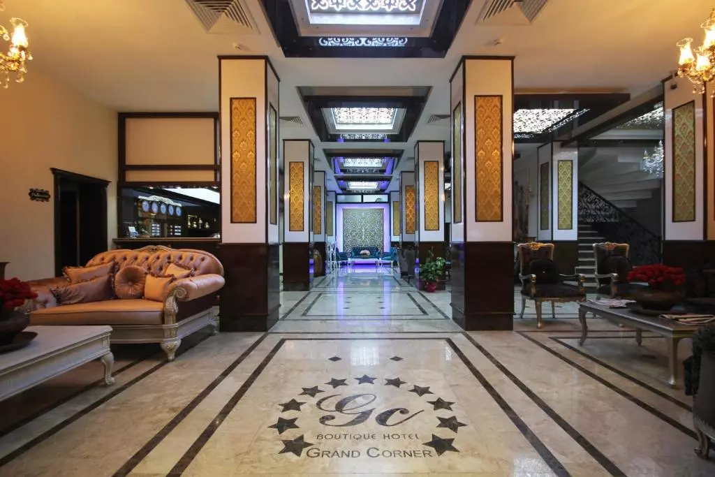 لابی Grand Corner Boutique Hotel Izmir
