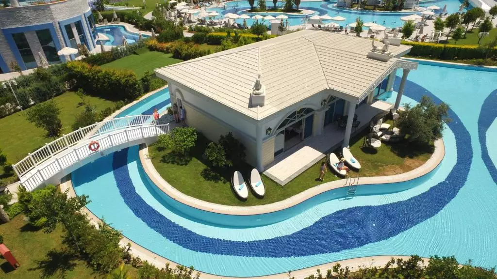 سوئیت SUENO DELUXE BELEK