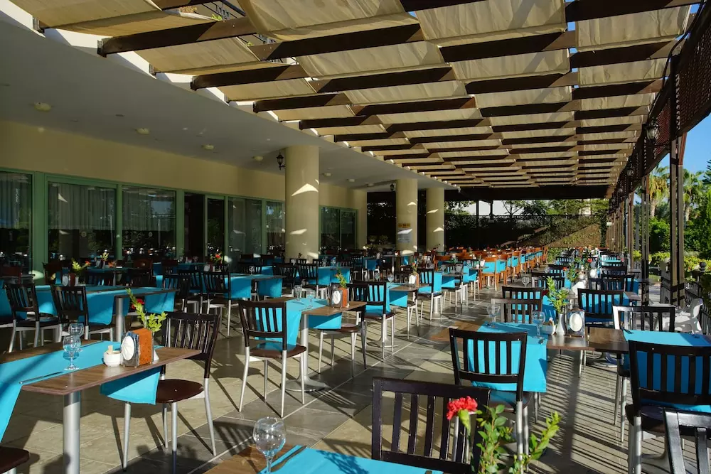 رستوران Perre Delta Hotel