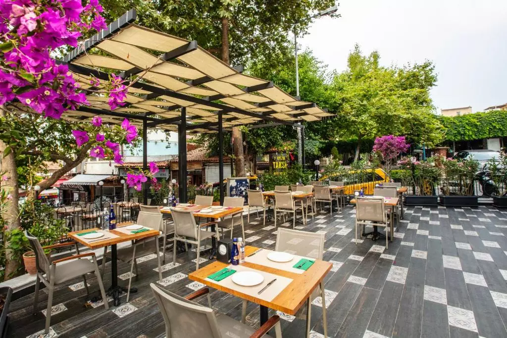 غذا خوری Eliada Hotel