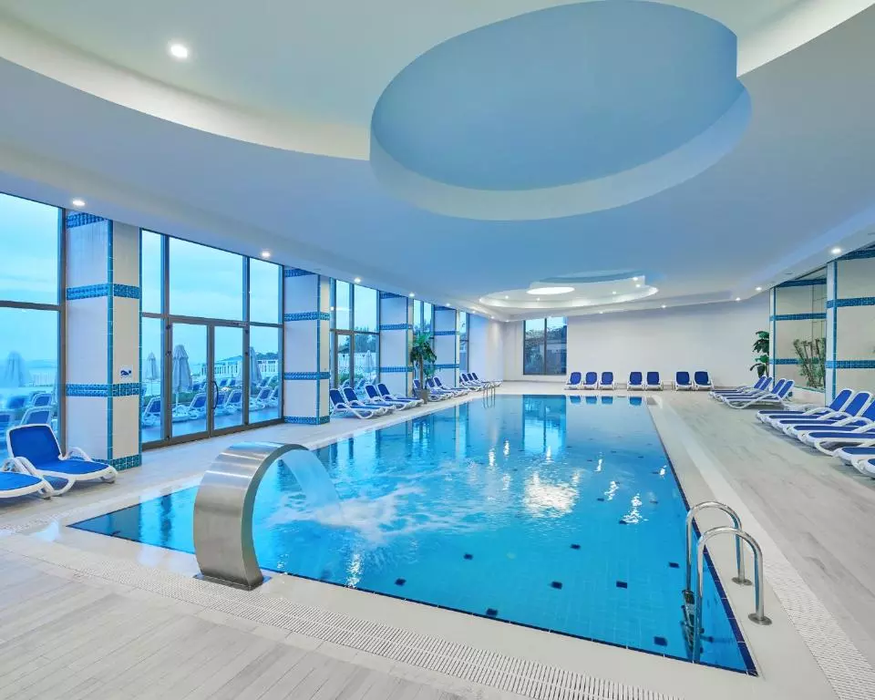 استخر La Blanche Island Hotel Bodrum