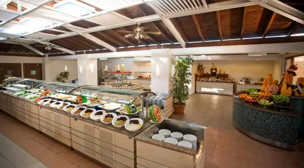 رستوران GREEN BAY RESORT BODRUM