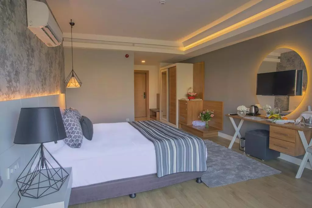 اتاق Sherwood Suites Resort