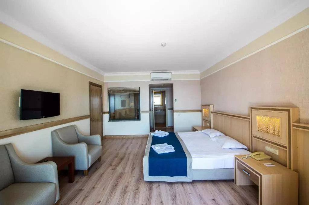 اتاق HOTEL UTOPIA WORLD