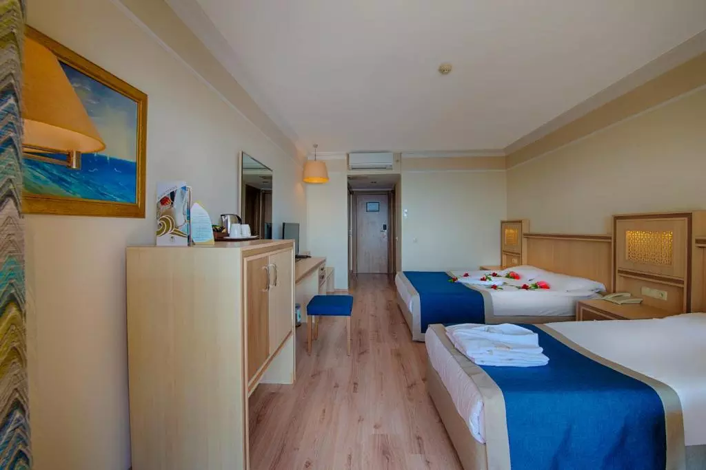 اتاق HOTEL UTOPIA WORLD