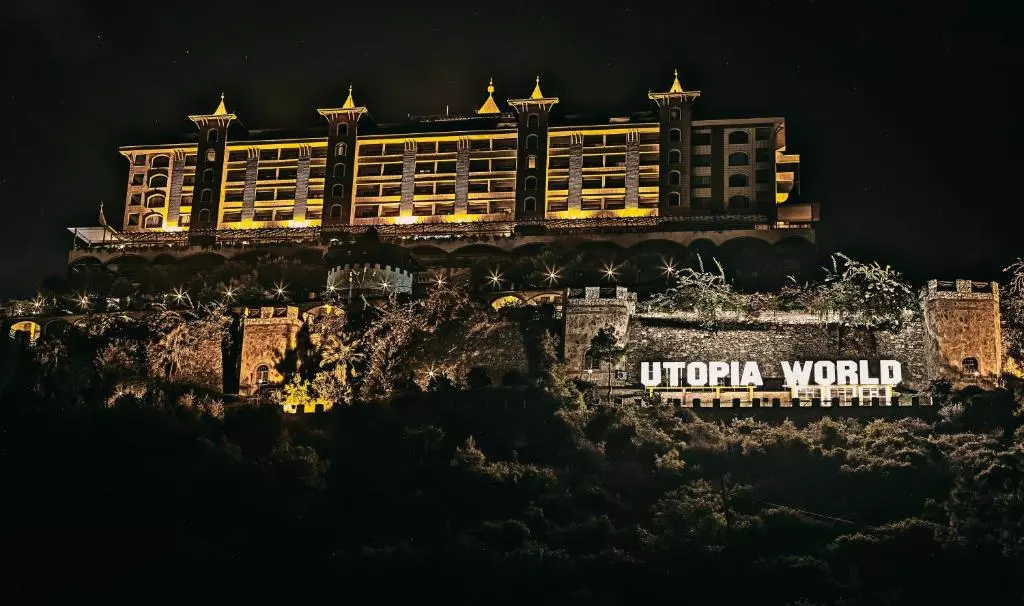 HOTEL UTOPIA WORLD