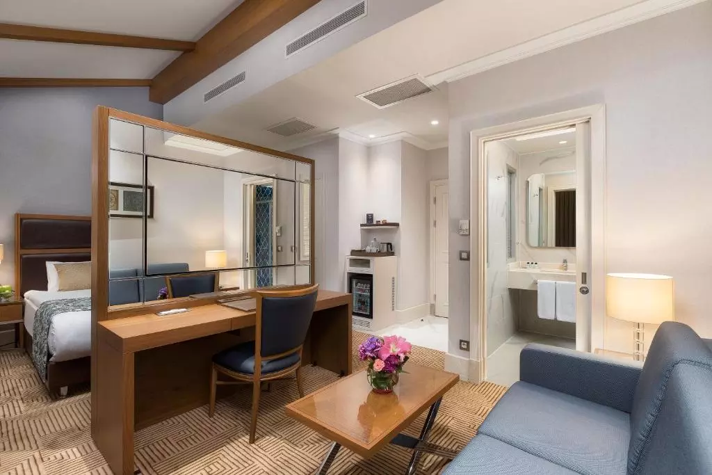 اتاق Titanic City Taksim