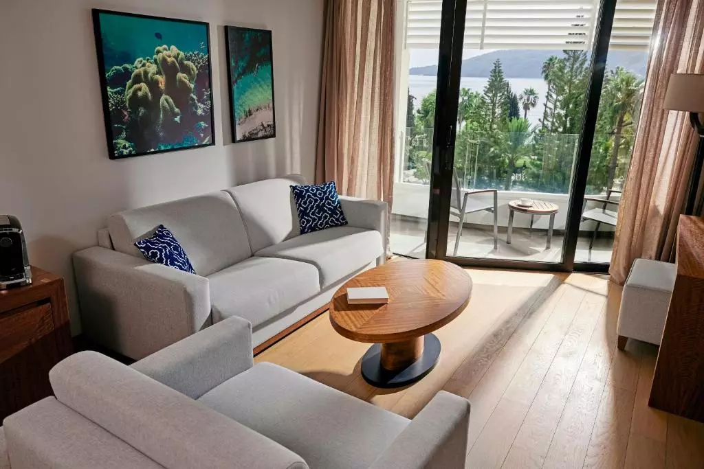 اتاق TUI BLUE GRAND AZUR