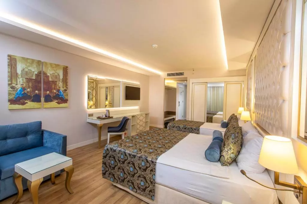 اتاق HAYDARPASHA PALACE