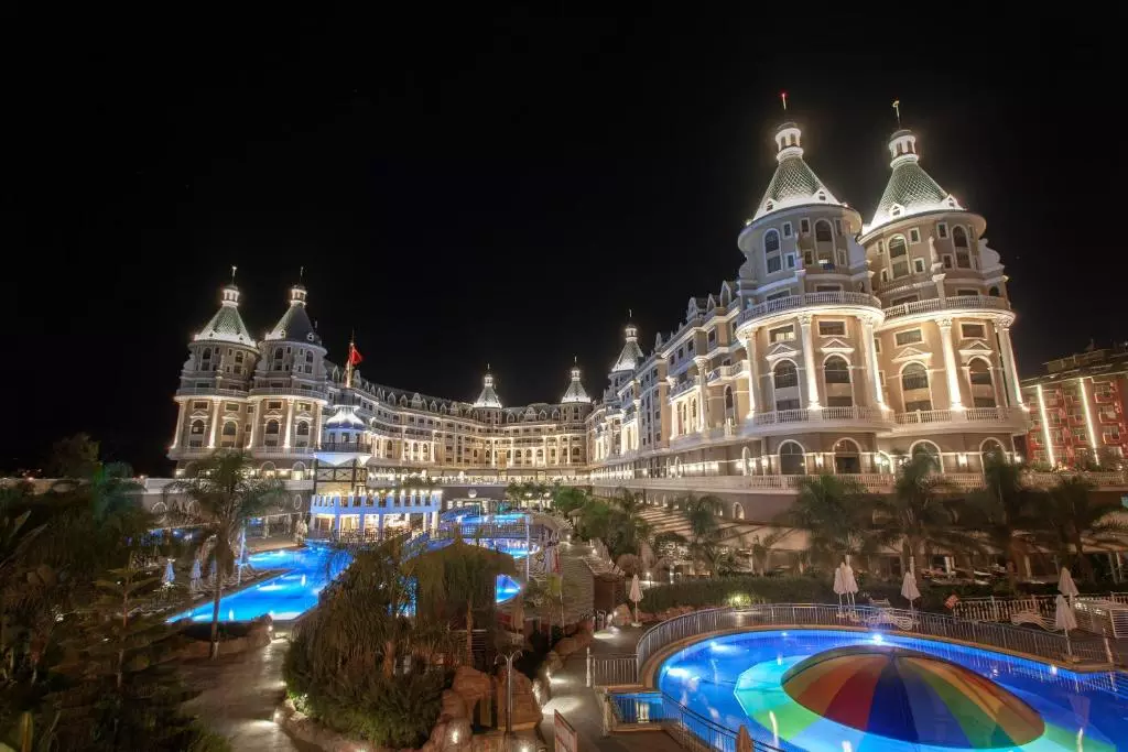 HOTEL HAYDARPASHA PALACE