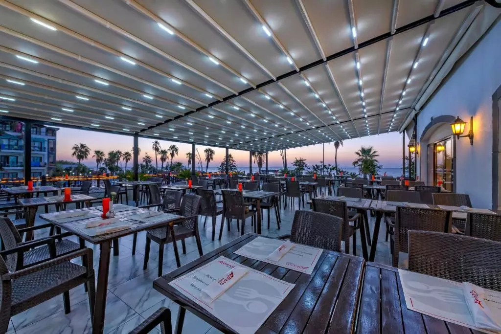 رستوران ARMAS LABADA BEACH