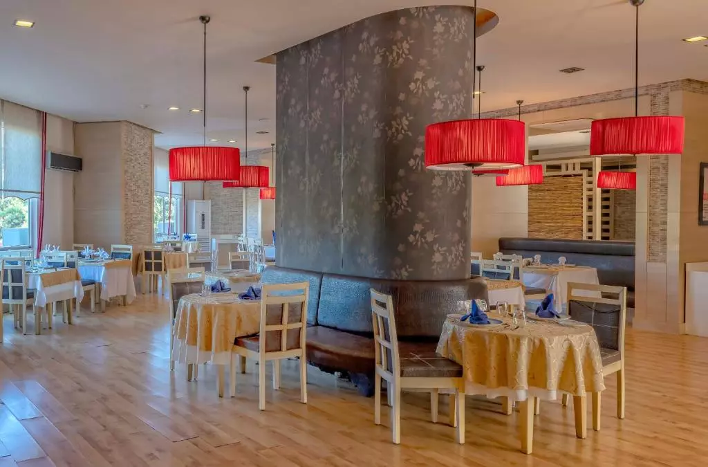 رستوران ARMAS KAPLAN PARADISE