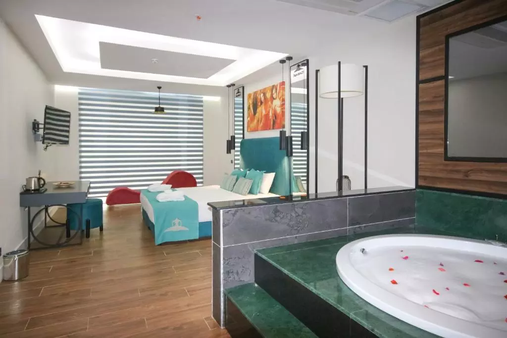 اتاق ASIA BEACH RESORT