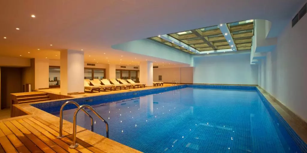 استخر Oz Hotels Side Premium