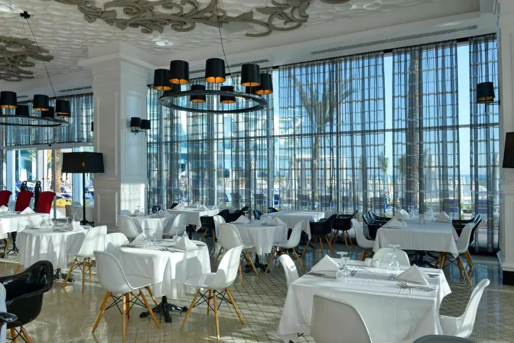 رستوران VIKINGEN INFINITY