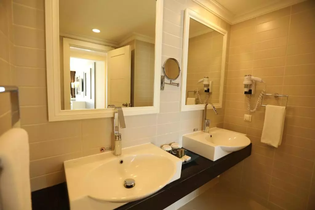 سرویس بهداشتی ORANGE COUNTY BELEK