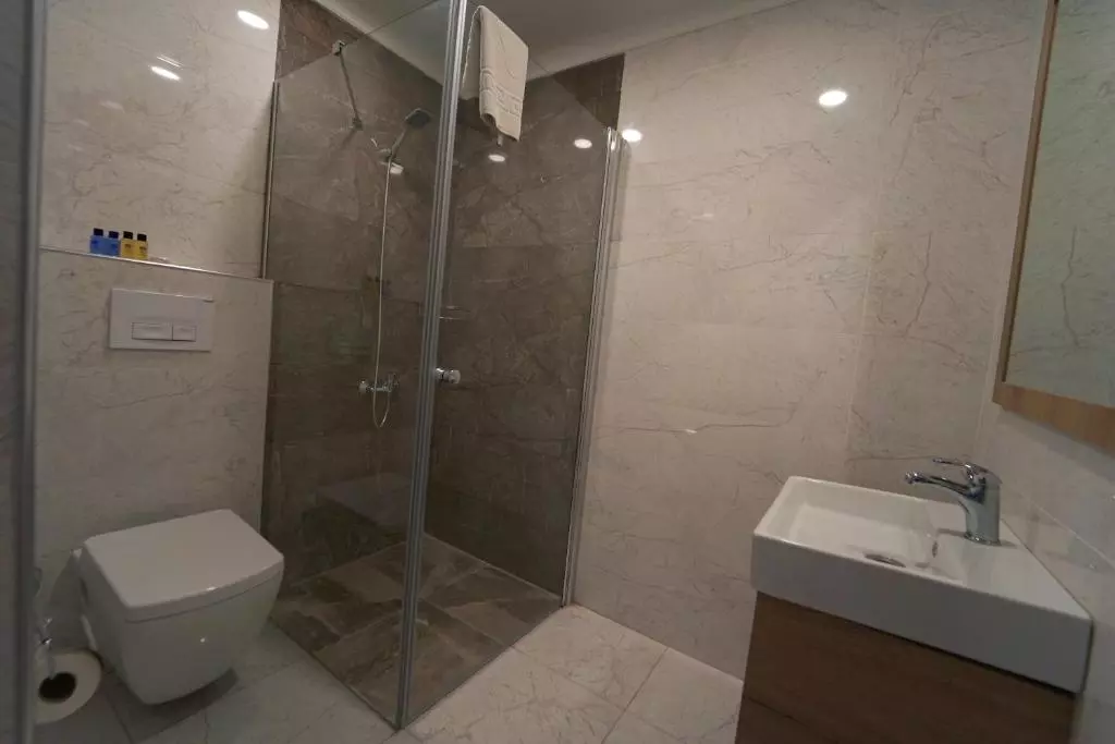 سرویس بهداشتی HEDEF KLEOPATRA