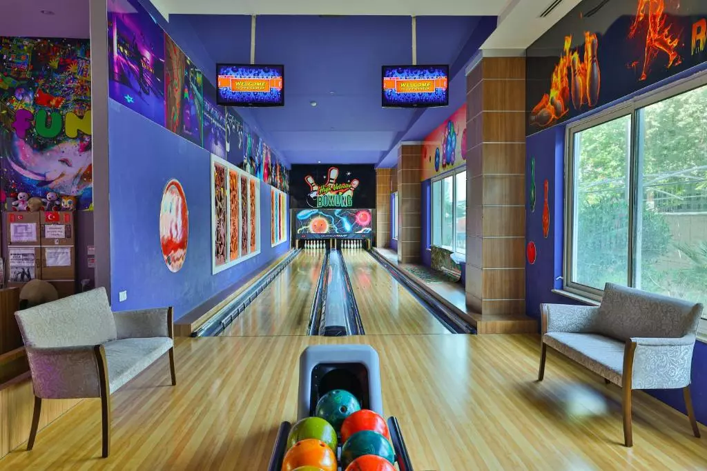 باشگاه Crystal Sunset Luxury Resort & Spa