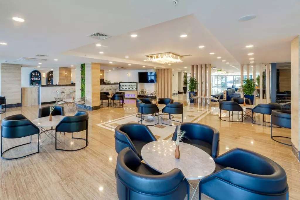 لابی signature Blue Resort hotel
