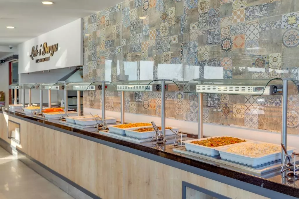 رستوران signature Blue Resort hotel