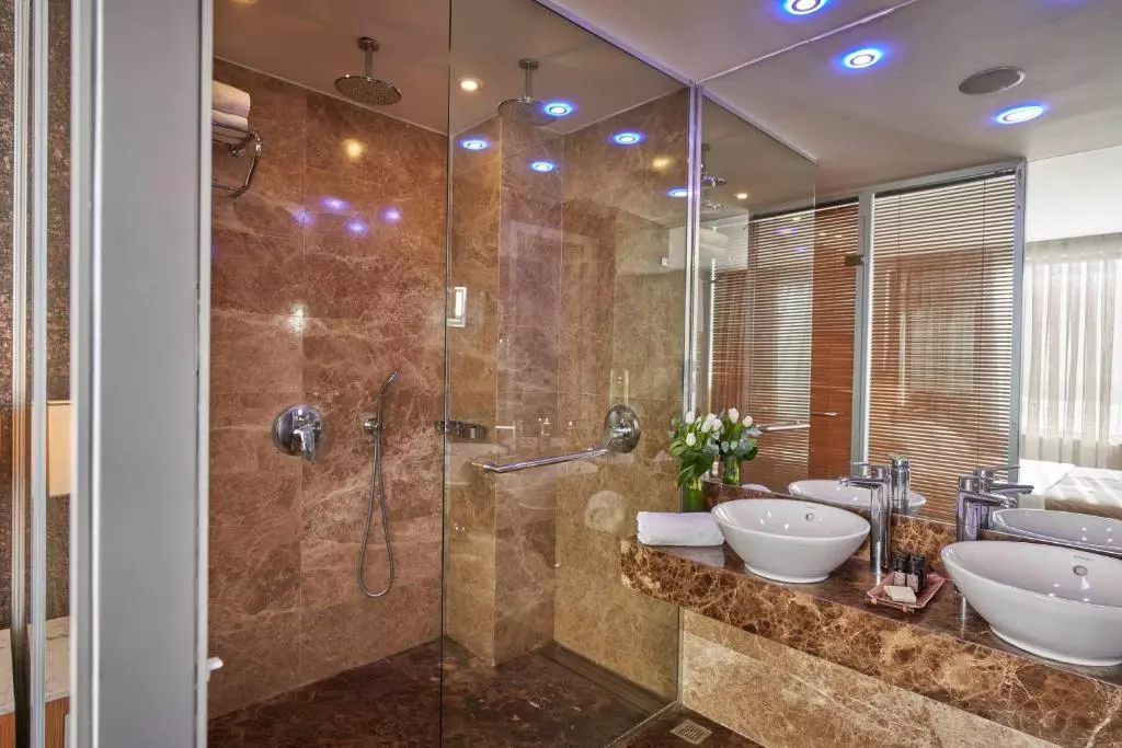 سرویس بهداشتی RICHMOND