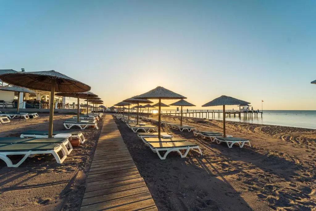 ساحل IC Hotels Green Palace