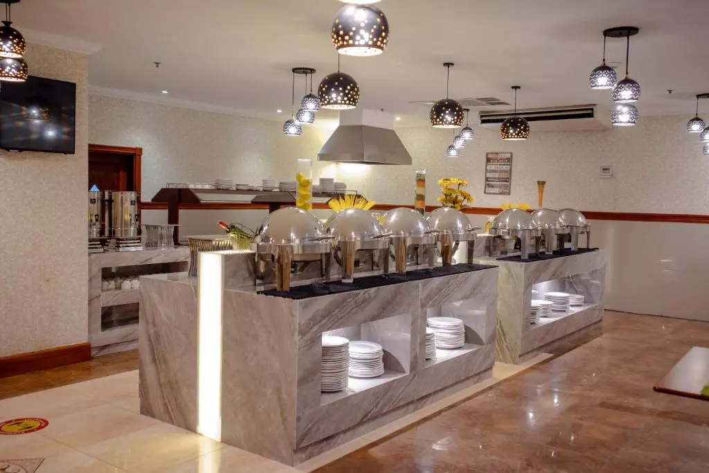 رستوران Excelsior Hotel Downtown Dubai