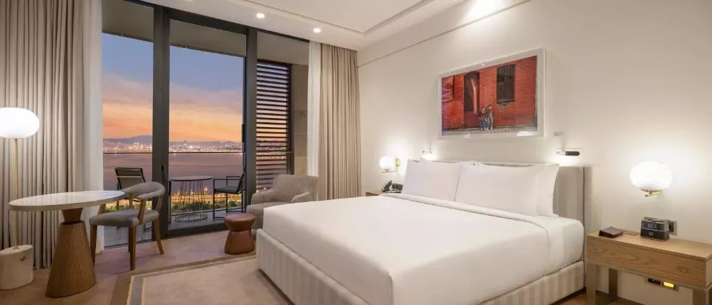 اتاق Hyatt Regency Izmir IstinyePark