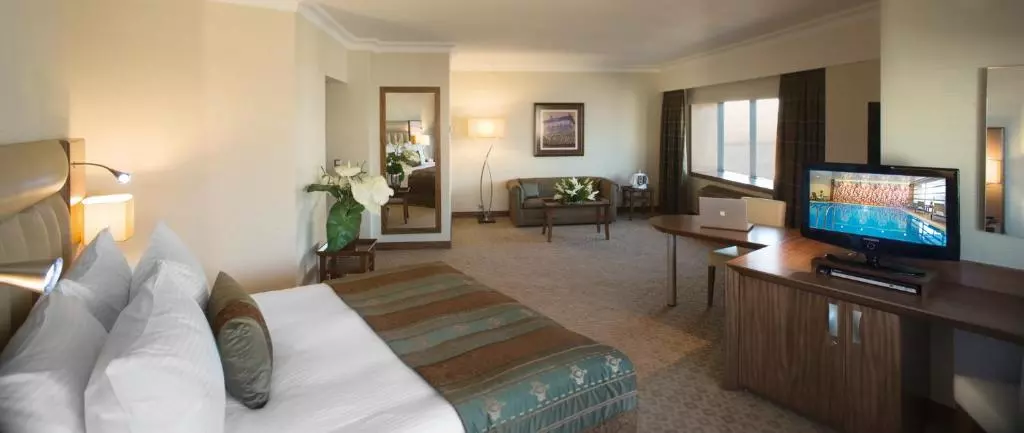 اتاق Movenpick Hotel Izmir