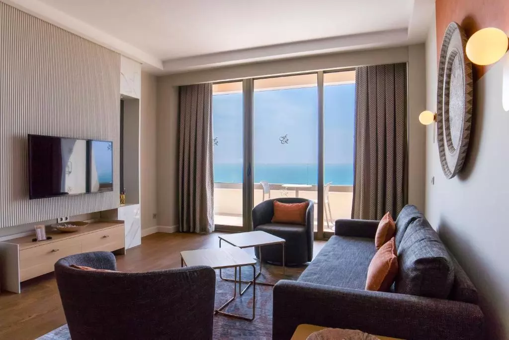 اتاق FAME RESIDENCE LARA