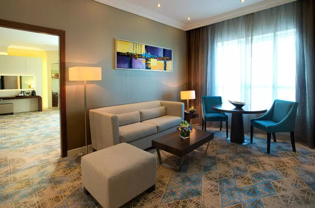 اتاق Elite Byblos Hotel Dubai