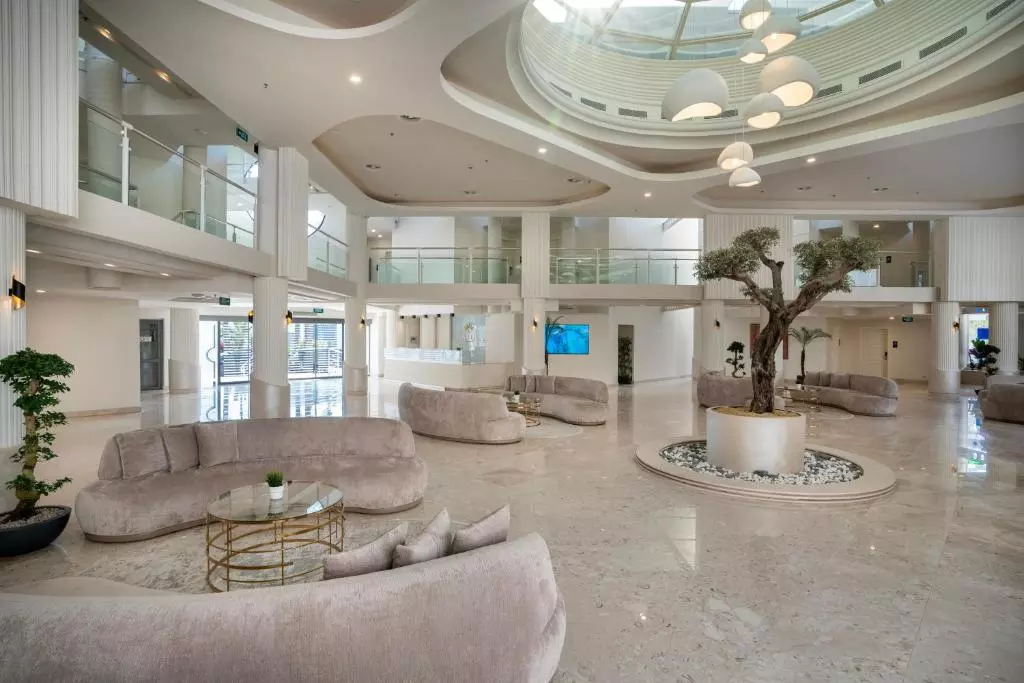 لابی ARIN RESORT BODRUM