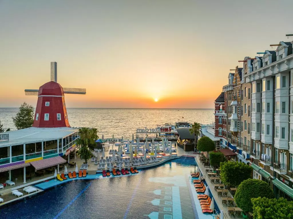 ORANG COUNTY RESORT KEMER