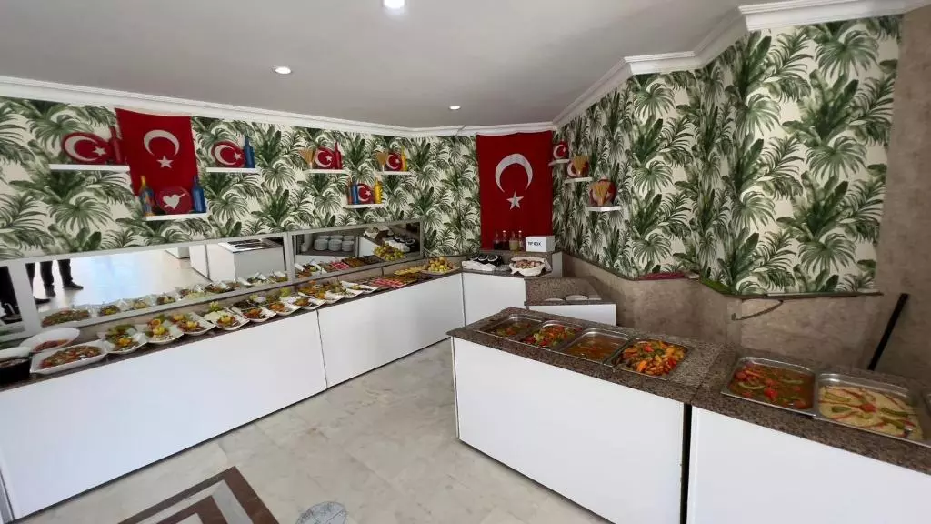 رستوران KLEOPATRA SUN LIGHT