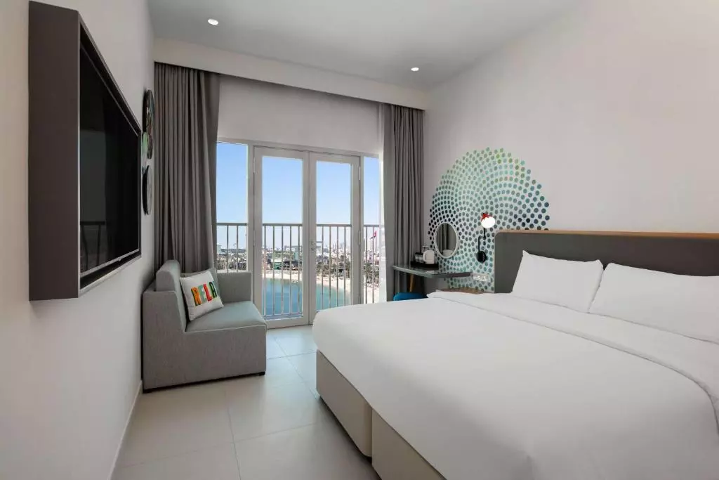 اتاق Rove La Mer Beach Hotel