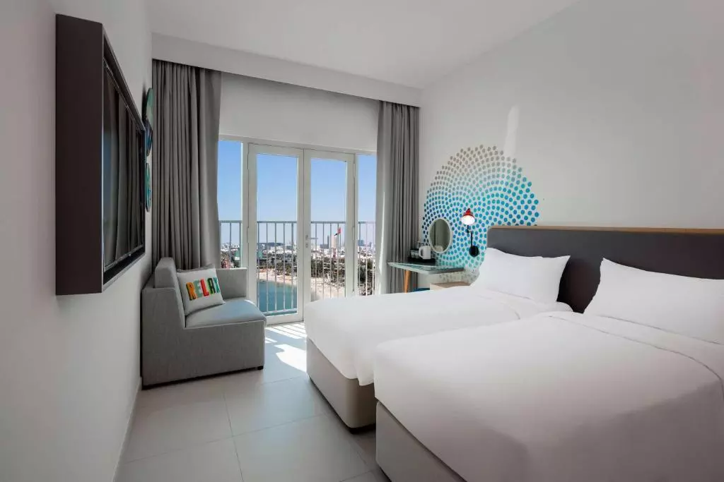 اتاق Rove La Mer Beach Hotel