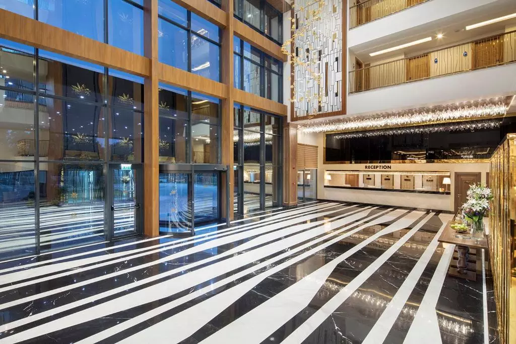 لابی Aydinbey Queen's Palace