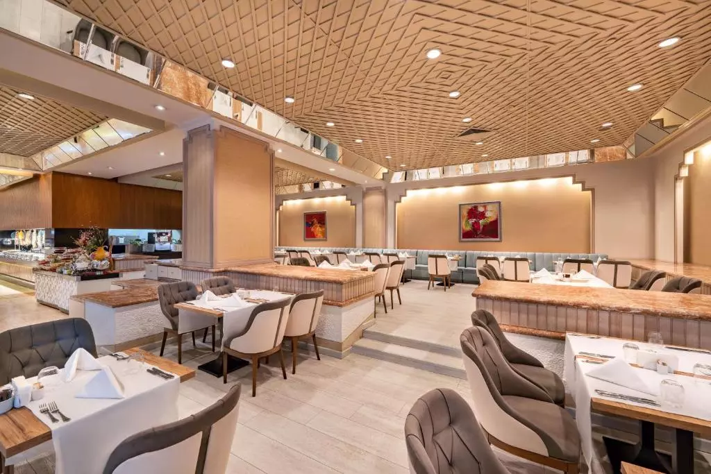 رستوران RIXOS DOWN TOWN