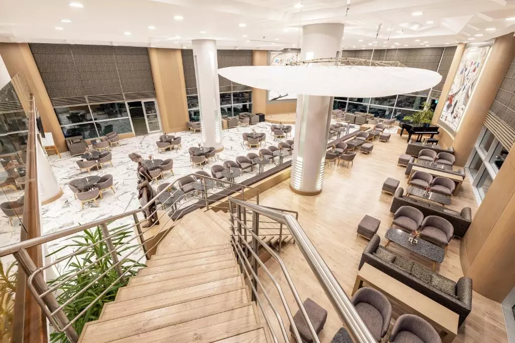 لابی Concorde De Luxe Resort