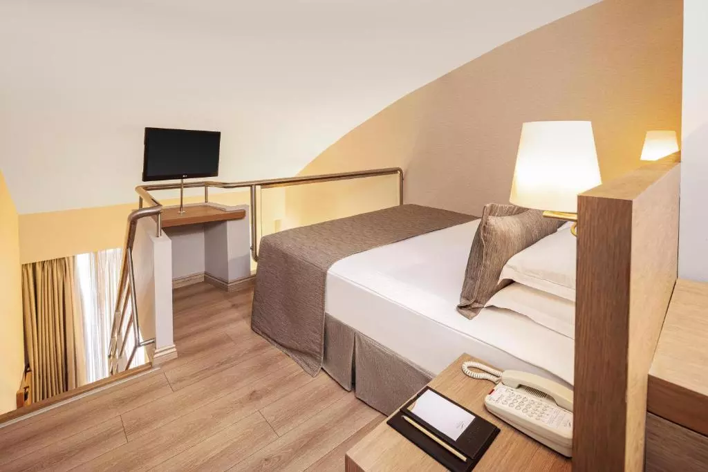 اتاق CONCORD DELUXE