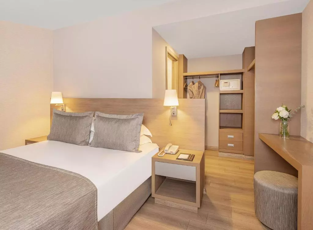 اتاق Concorde De Luxe Resort