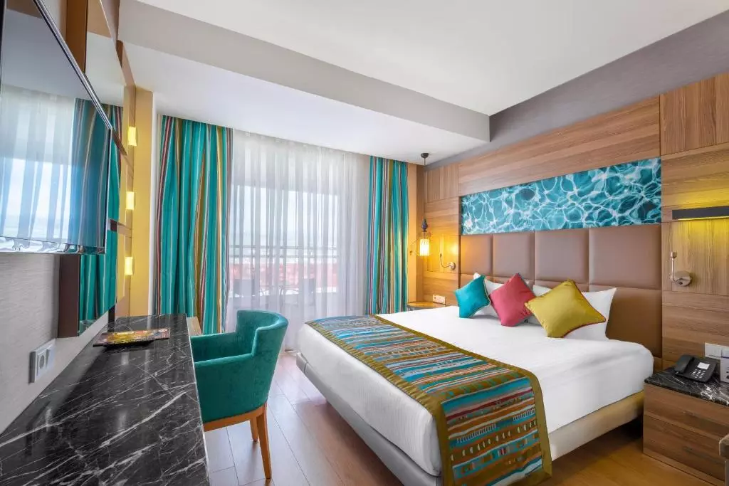 اتاق LONG BEACH RESORT