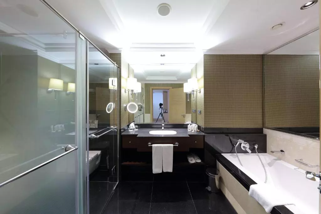 سرویس بهداشتی Amara Premier Palace