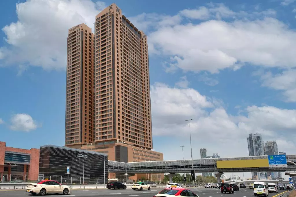 Two Seasons Hotel & Apartments