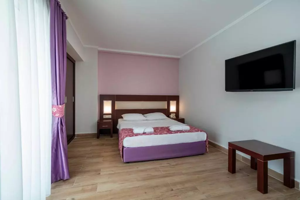 اتاق MG WHITE LILYUM SPO