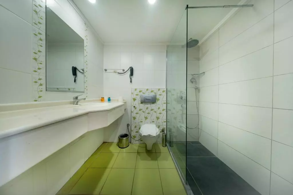 سرویس بهداشتی MG WHITE LILYUM SPO