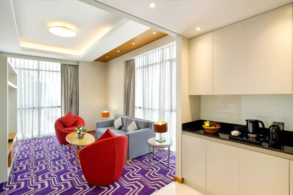 اتاق ROYAL CONTINENTAL