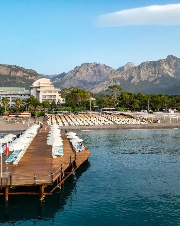 اسکله TRANSATLANTIK